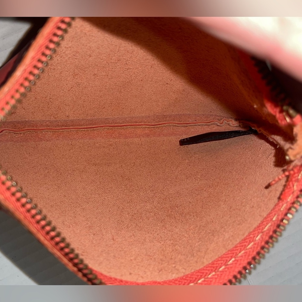 Leather FOSSIL Zip Lock Pouch - Picture 9 of 11